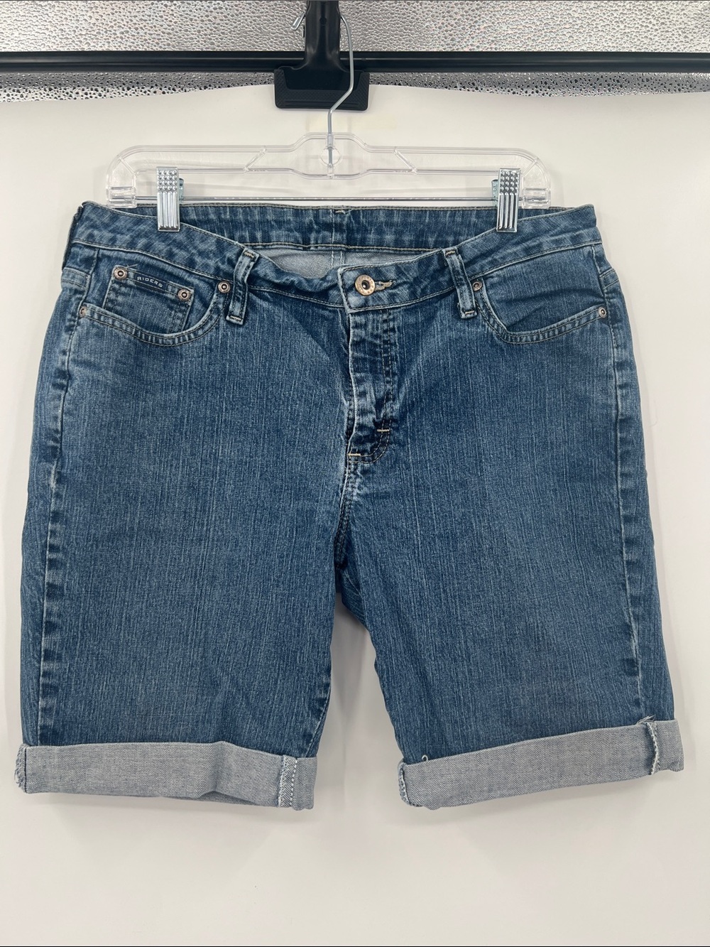 Size 14 M  Riders jean shorts